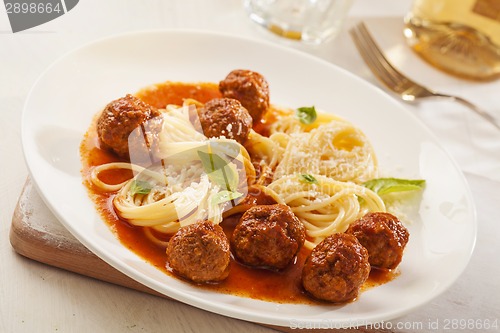 Image of Pasta with meatballs 