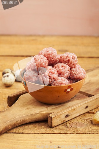 Image of Raw meatballs