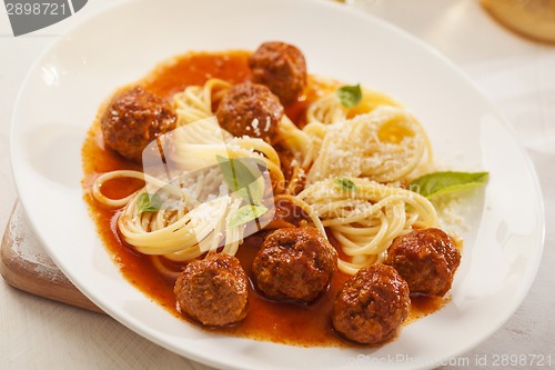 Image of Pasta with meatballs 