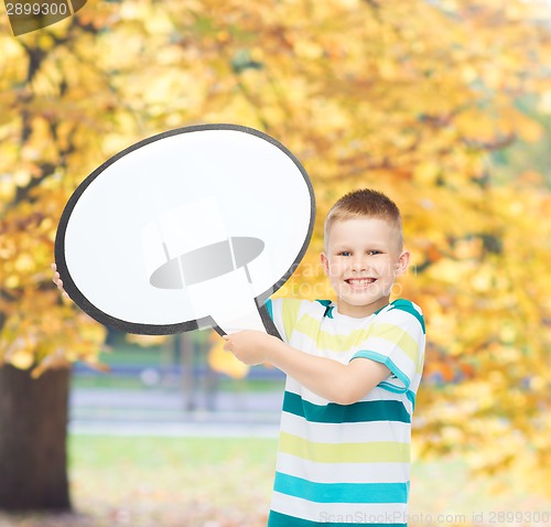 Image of smiling little boy with blank text bubble