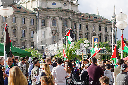 Image of Anti-war rally in support of the Palestinian people