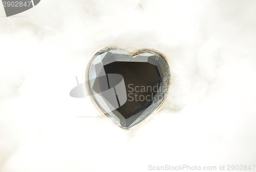 Image of Heart of glass in cotton