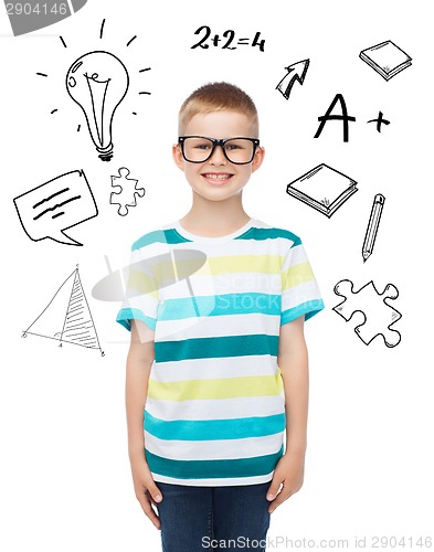 Image of smiling little boy in eyeglasses