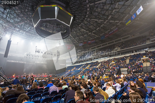 Image of Spectators wait for the start of the concert russian rock band "