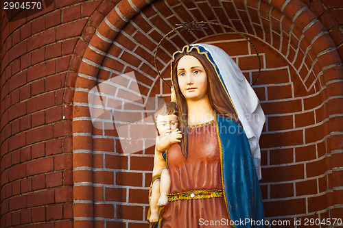 Image of Statues Of Holy Women