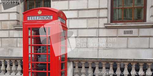 Image of London telephone box