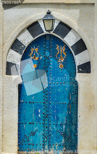 Image of Old Blue door with arch from Sidi Bou Said