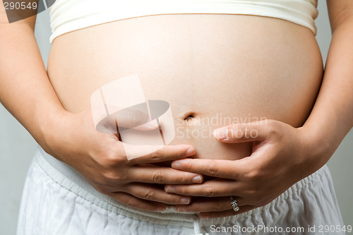 Image of Pregnant woman