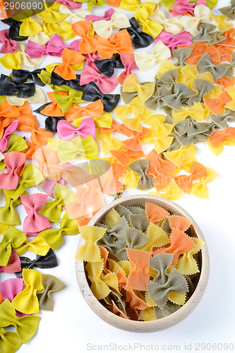 Image of Two different farfalle pasta