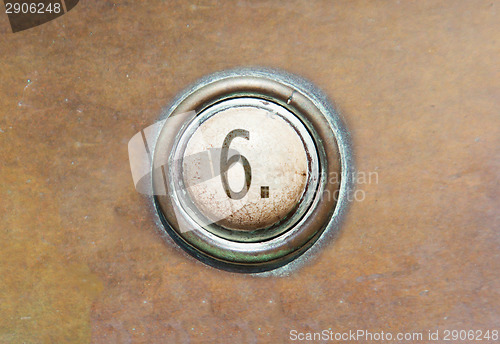 Image of Old button - 6