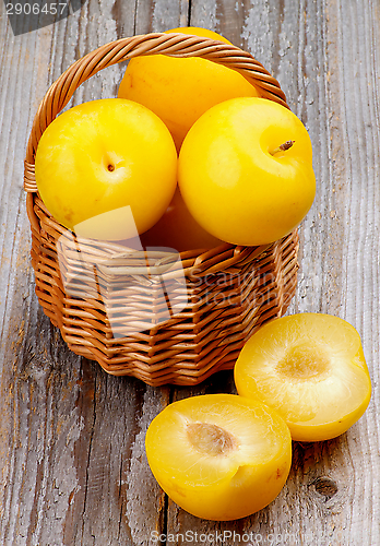 Image of Yellow Plums