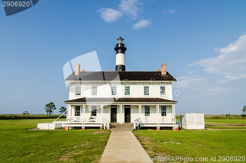 Image of bodie island estate on a sunny day