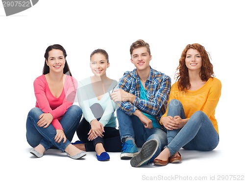 Image of group of smiling teenagers