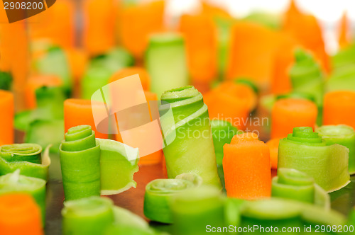 Image of twisted slices of carrot and zucchini 