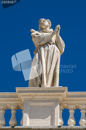 Image of Statues on the roof of St. Peter Cathedral in Vatican