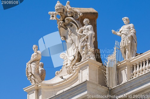 Image of Statues on the roof of St. Peter Cathedral in Vatican