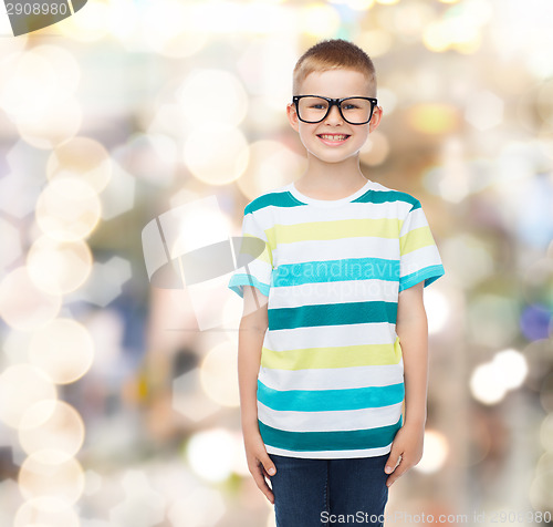 Image of smiling little boy in eyeglasses