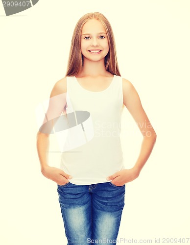 Image of smiling teenage girl in blank white shirt