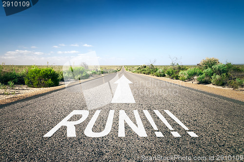 Image of road to horizon