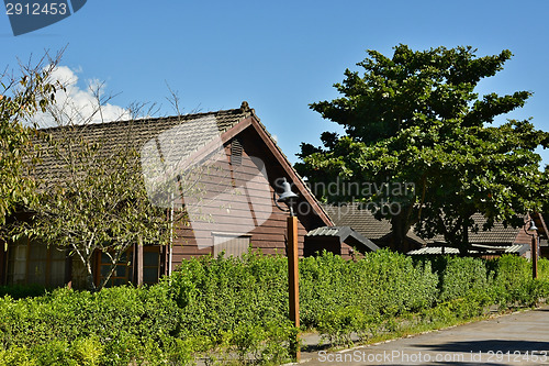 Image of Wooden house and street 