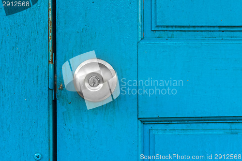 Image of door with knob