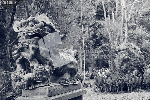 Image of Bronze lion statue