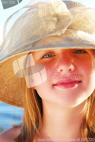 Image of Teenage girl