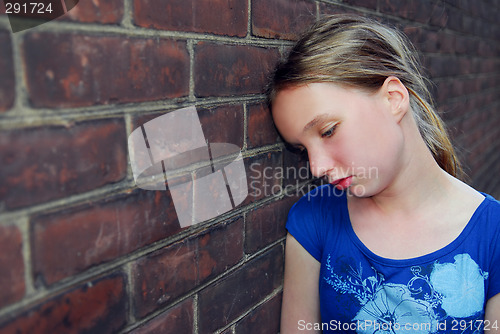 Image of Girl upset