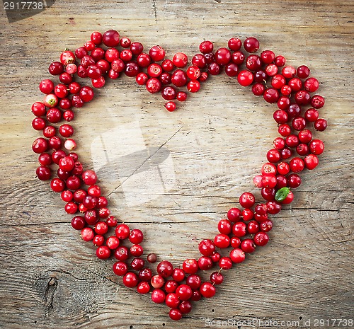 Image of heart shape of fresh berries