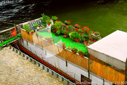 Image of Houseboat in Paris