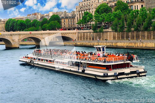 Image of Boat tour on Seine