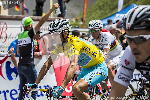 Image of The Yellow Jersey - Vincenzo Nibali