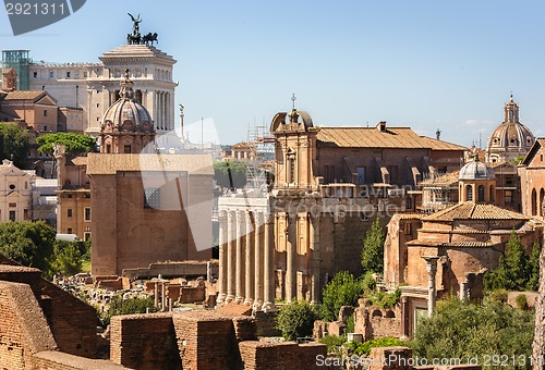 Image of Roman ruins in Rome, Forum