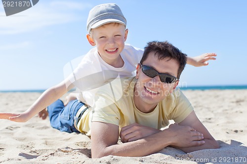 Image of family at the beach