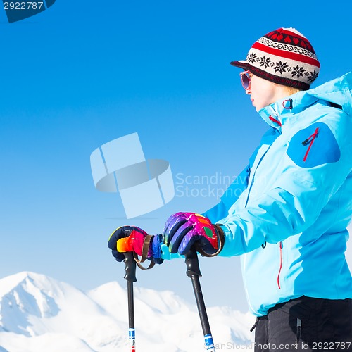 Image of Woman skier.