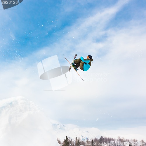 Image of Free style skier.