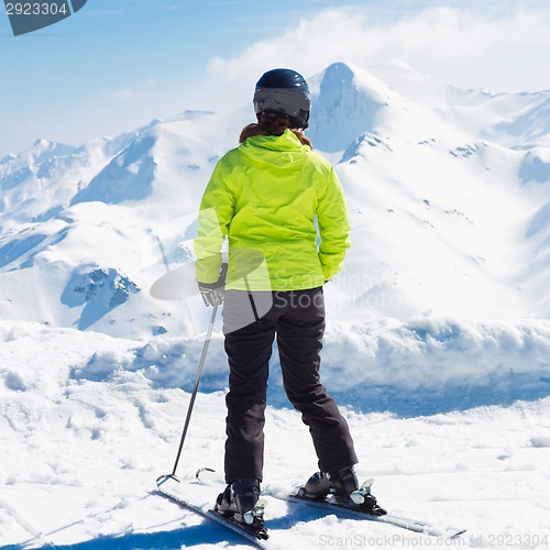 Image of Woman skier.