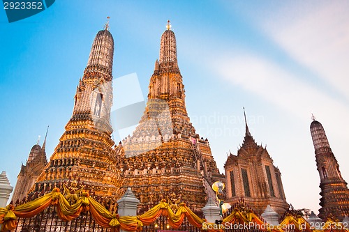 Image of Wat Arun Temple in Bangkok, Thailand.