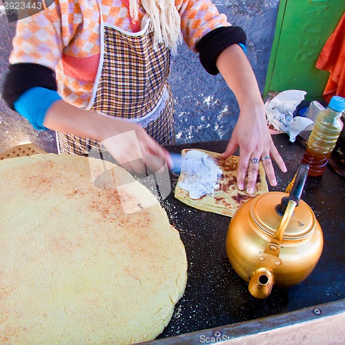 Image of Baking traditional moroccan pancakes