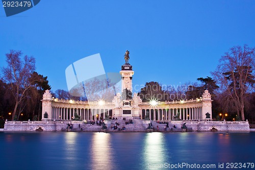 Image of Memorial in Retiro city park, Madrid