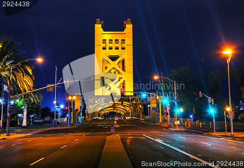 Image of Golden Gates drawbridge in Sacramento