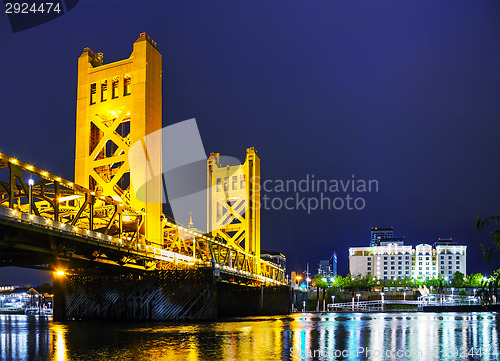 Image of Golden Gates drawbridge in Sacramento