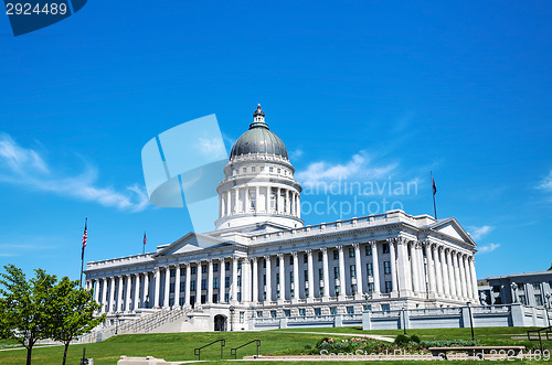 Image of Utah state capitol building in Salt Lake City