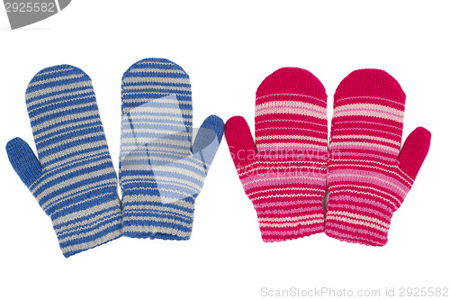 Image of Two pairs of mittens, blue and red.