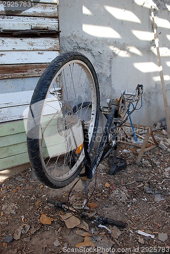 Image of broken bicycle