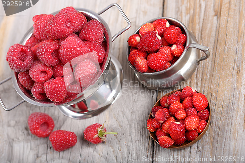 Image of Raspberries and strawberries.