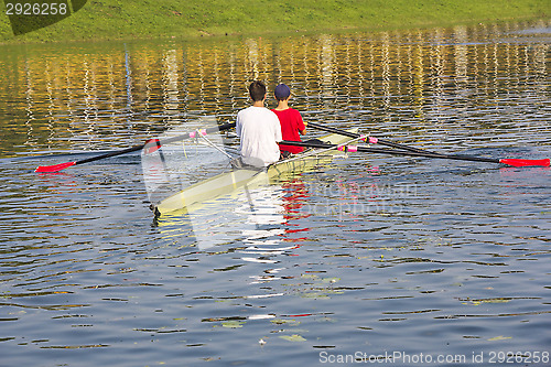 Image of Two rowers in a boat