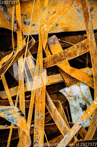 Image of heap of rusty metal-scrap