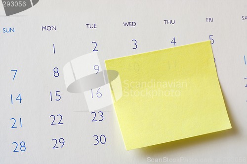 Image of Sticky note on calendar

