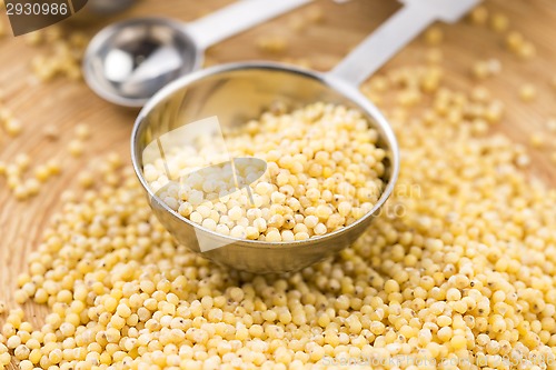 Image of millet groats 